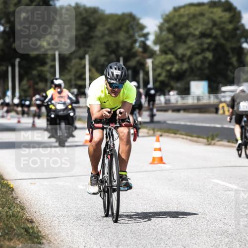 16.08.2026 - KN Förde Triathlon 2026 H.Heesch http://msf.ph/oto/9984415 16.08.2026 12:58:40 Radfahren 528, 552, 611, 714 meine-sportfotos.de