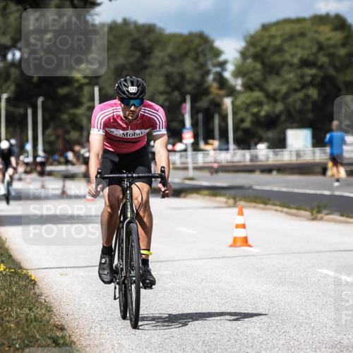 16.08.2026 - KN Förde Triathlon 2026 H.Heesch http://msf.ph/oto/9984436 16.08.2026 12:58:45 Radfahren 595, 713 meine-sportfotos.de
