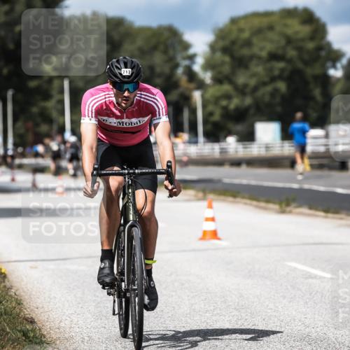 16.08.2026 - KN Förde Triathlon 2026 H.Heesch http://msf.ph/oto/9984442 16.08.2026 12:58:45 Radfahren 595, 713 meine-sportfotos.de