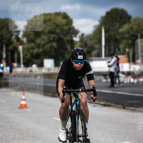 16.08.2026 - KN Förde Triathlon 2026 H.Heesch http://msf.ph/oto/9984490 16.08.2026 12:58:59 Radfahren 511, 522, 592, 725, 737 meine-sportfotos.de