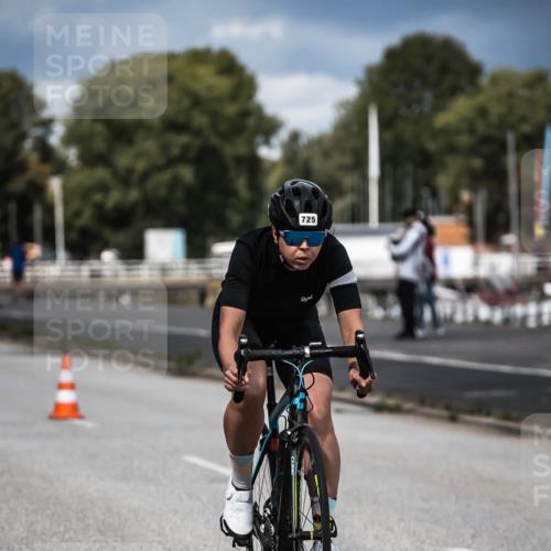 16.08.2026 - KN Förde Triathlon 2026 H.Heesch http://msf.ph/oto/9984491 16.08.2026 12:58:59 Radfahren 511, 522, 592, 725, 737 meine-sportfotos.de
