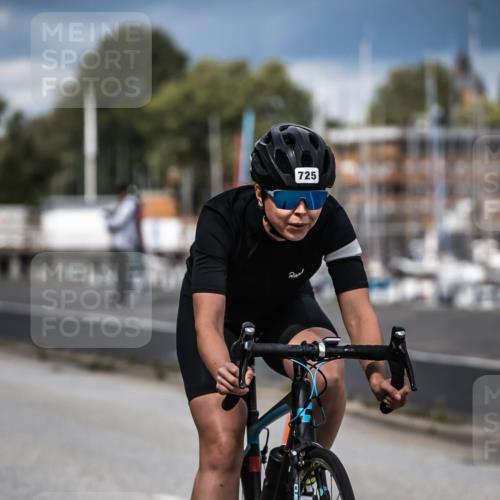 16.08.2026 - KN Förde Triathlon 2026 H.Heesch http://msf.ph/oto/9984500 16.08.2026 12:59:00 Radfahren 511, 522, 592, 725, 737 meine-sportfotos.de