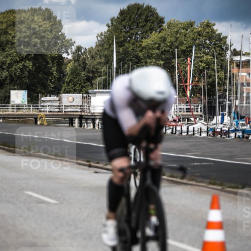 16.08.2026 - KN Förde Triathlon 2026 H.Heesch http://msf.ph/oto/9984523 16.08.2026 12:59:03 Radfahren 511, 592, 723, 725 meine-sportfotos.de