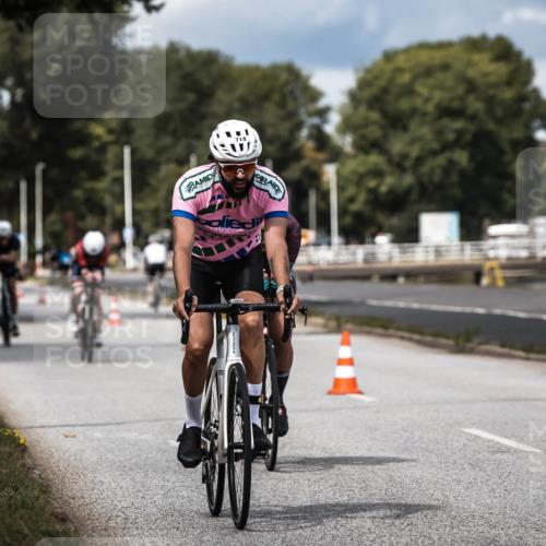 16.08.2026 - KN Förde Triathlon 2026 H.Heesch http://msf.ph/oto/9984549 16.08.2026 12:59:10 Radfahren 501, 530, 718, 723, 731, 745 meine-sportfotos.de