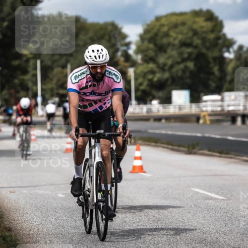 16.08.2026 - KN Förde Triathlon 2026 H.Heesch http://msf.ph/oto/9984551 16.08.2026 12:59:10 Radfahren 501, 530, 718, 723, 731, 745 meine-sportfotos.de