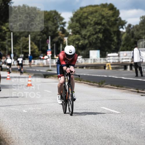 16.08.2026 - KN Förde Triathlon 2026 H.Heesch http://msf.ph/oto/9984558 16.08.2026 12:59:12 Radfahren 501, 530, 718, 731, 745 meine-sportfotos.de