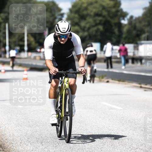 16.08.2026 - KN Förde Triathlon 2026 H.Heesch http://msf.ph/oto/9984609 16.08.2026 12:59:27 Radfahren 519, 541, 710 meine-sportfotos.de