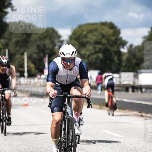 16.08.2026 - KN Förde Triathlon 2026 H.Heesch http://msf.ph/oto/9984659 16.08.2026 12:59:43 Radfahren 362, 507, 520, 604 meine-sportfotos.de