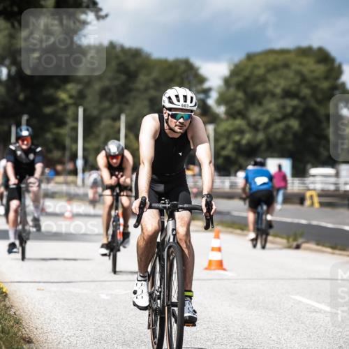 16.08.2026 - KN Förde Triathlon 2026 H.Heesch http://msf.ph/oto/9984684 16.08.2026 12:59:50 Radfahren 506, 510, 581, 599, 603 meine-sportfotos.de