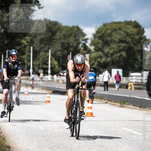 16.08.2026 - KN Förde Triathlon 2026 H.Heesch http://msf.ph/oto/9984689 16.08.2026 12:59:51 Radfahren 506, 510, 553, 581, 599, 603, 605 meine-sportfotos.de