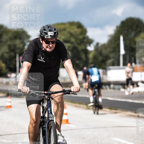 16.08.2026 - KN Förde Triathlon 2026 H.Heesch http://msf.ph/oto/9984748 16.08.2026 13:00:38 Radfahren 505, 557, 594, 707, 729, 746 meine-sportfotos.de