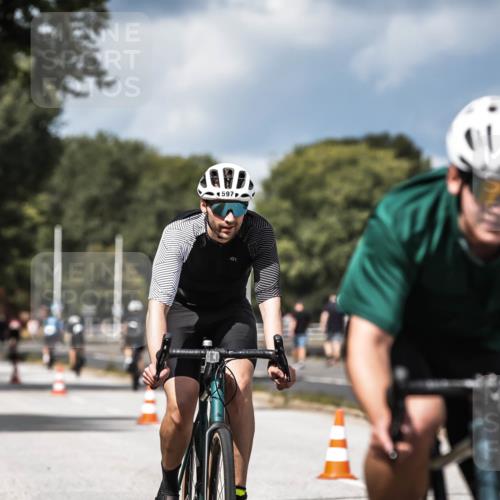 16.08.2026 - KN Förde Triathlon 2026 H.Heesch http://msf.ph/oto/9984778 16.08.2026 13:00:48 Radfahren 531, 533, 538, 552, 588, 590, 597, 607, 734, 747 meine-sportfotos.de