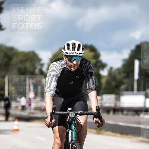 16.08.2026 - KN Förde Triathlon 2026 H.Heesch http://msf.ph/oto/9984786 16.08.2026 13:00:48 Radfahren 531, 533, 538, 552, 588, 590, 597, 607, 734, 747 meine-sportfotos.de