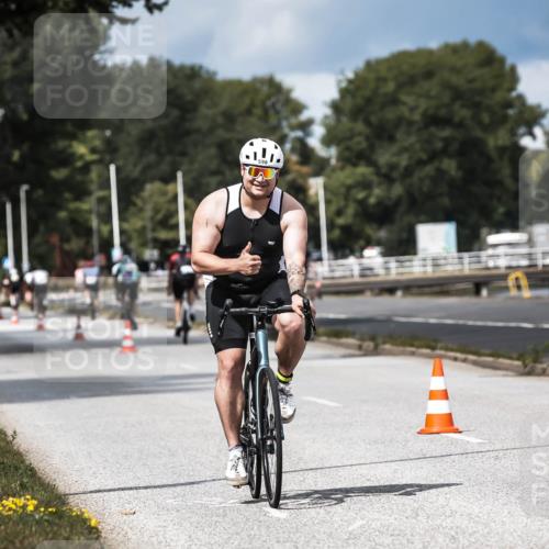 16.08.2026 - KN Förde Triathlon 2026 H.Heesch http://msf.ph/oto/9984825 16.08.2026 13:01:09 Radfahren 596 meine-sportfotos.de