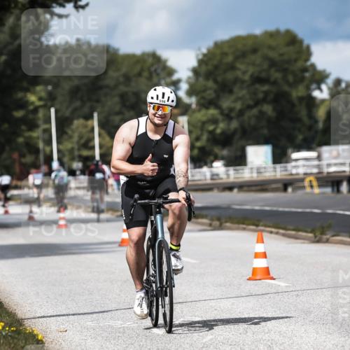 16.08.2026 - KN Förde Triathlon 2026 H.Heesch http://msf.ph/oto/9984827 16.08.2026 13:01:09 Radfahren 596 meine-sportfotos.de