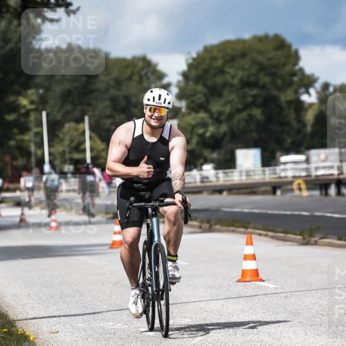 16.08.2026 - KN Förde Triathlon 2026 H.Heesch http://msf.ph/oto/9984828 16.08.2026 13:01:09 Radfahren 596 meine-sportfotos.de