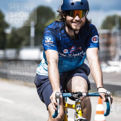 16.08.2026 - KN Förde Triathlon 2026 H.Heesch http://msf.ph/oto/9984880 16.08.2026 13:01:32 Radfahren 504, 522, 595, 606, 610 meine-sportfotos.de