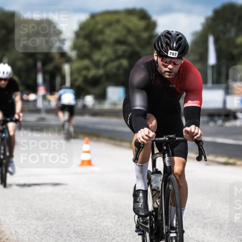 16.08.2026 - KN Förde Triathlon 2026 H.Heesch http://msf.ph/oto/9985083 16.08.2026 13:02:42 Radfahren 502, 505, 557, 701, 707 meine-sportfotos.de