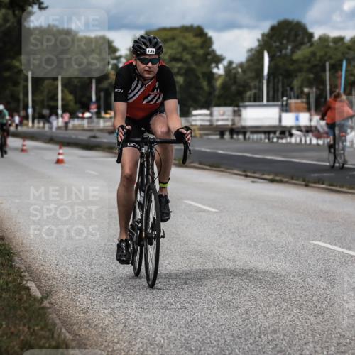 16.08.2026 - KN Förde Triathlon 2026 H.Heesch http://msf.ph/oto/9985119 16.08.2026 13:03:00 Radfahren 512, 587, 702, 736 meine-sportfotos.de