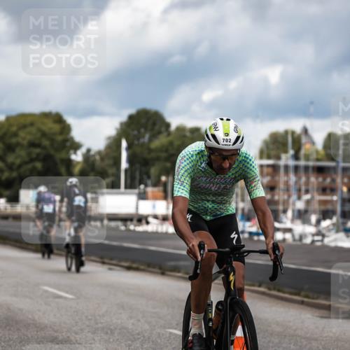 16.08.2026 - KN Förde Triathlon 2026 H.Heesch http://msf.ph/oto/9985132 16.08.2026 13:03:05 Radfahren 577, 588, 609, 702 meine-sportfotos.de