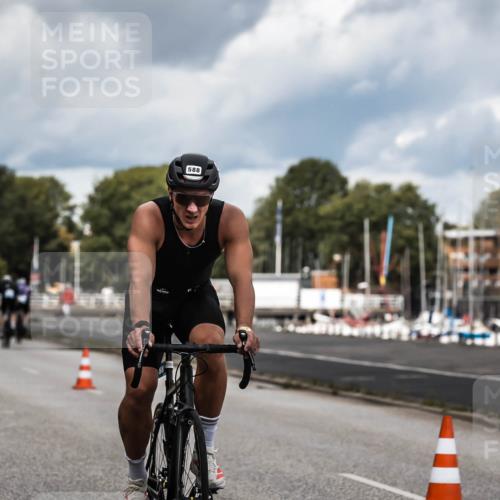16.08.2026 - KN Förde Triathlon 2026 H.Heesch http://msf.ph/oto/9985143 16.08.2026 13:03:08 Radfahren 577, 588, 609, 747 meine-sportfotos.de
