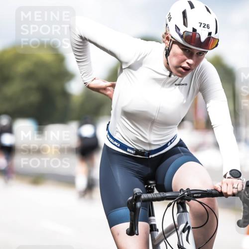 16.08.2026 - KN Förde Triathlon 2026 H.Heesch http://msf.ph/oto/9985282 16.08.2026 13:03:51 Radfahren 561, 580, 726 meine-sportfotos.de