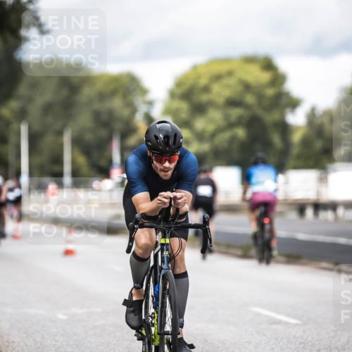 16.08.2026 - KN Förde Triathlon 2026 H.Heesch http://msf.ph/oto/9985305 16.08.2026 13:04:00 Radfahren 503, 539, 608, 703, 719, 733 meine-sportfotos.de