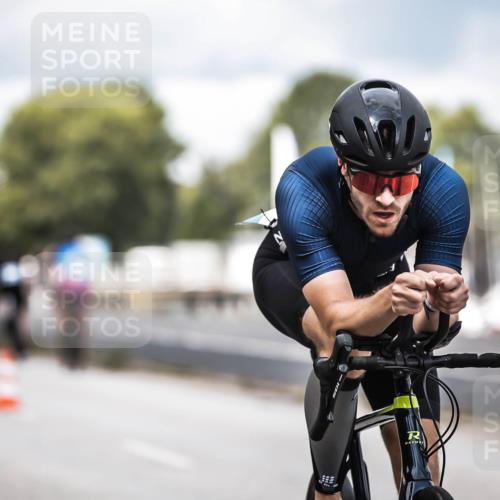 16.08.2026 - KN Förde Triathlon 2026 H.Heesch http://msf.ph/oto/9985320 16.08.2026 13:04:01 Radfahren 503, 539, 608, 703, 733 meine-sportfotos.de