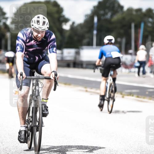 16.08.2026 - KN Förde Triathlon 2026 H.Heesch http://msf.ph/oto/9985492 16.08.2026 13:05:23 Radfahren 511, 579, 587 meine-sportfotos.de