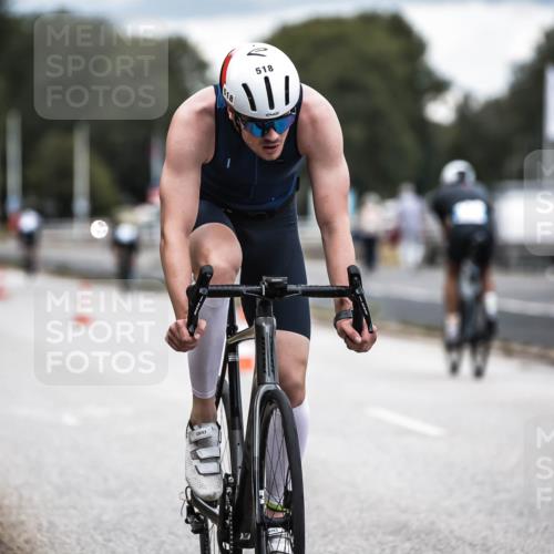 16.08.2026 - KN Förde Triathlon 2026 H.Heesch http://msf.ph/oto/9985533 16.08.2026 13:05:49 Radfahren 518, 569 meine-sportfotos.de