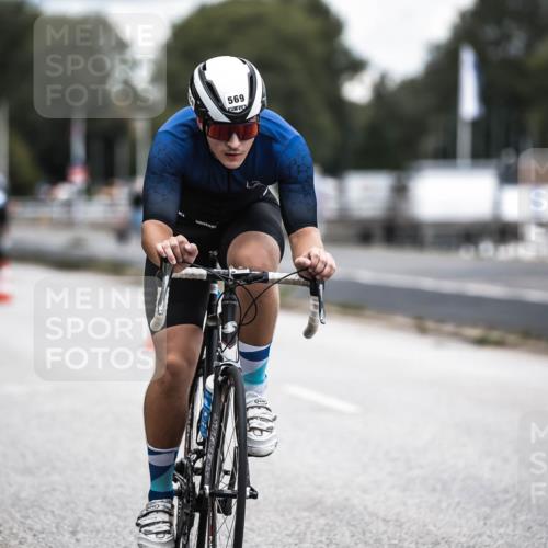 16.08.2026 - KN Förde Triathlon 2026 H.Heesch http://msf.ph/oto/9985557 16.08.2026 13:05:53 Radfahren 510, 569 meine-sportfotos.de