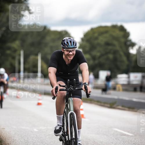 16.08.2026 - KN Förde Triathlon 2026 H.Heesch http://msf.ph/oto/9985628 16.08.2026 13:06:11 Radfahren 514, 535, 567, 585, 591, 715 meine-sportfotos.de