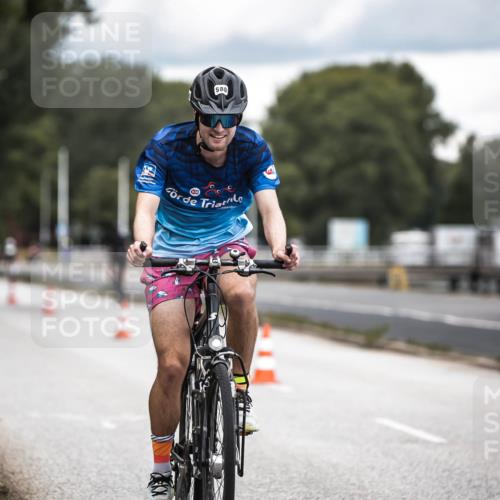 16.08.2026 - KN Förde Triathlon 2026 H.Heesch http://msf.ph/oto/9985694 16.08.2026 13:06:30 Radfahren 527, 545, 580, 725 meine-sportfotos.de