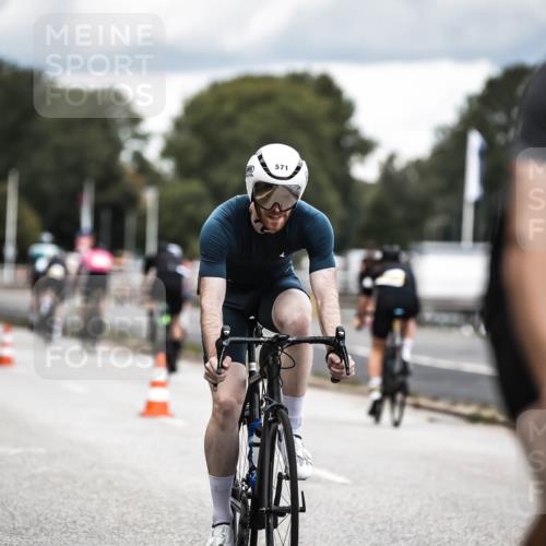 16.08.2026 - KN Förde Triathlon 2026 H.Heesch http://msf.ph/oto/9985714 16.08.2026 13:06:36 Radfahren 534, 545, 571 meine-sportfotos.de