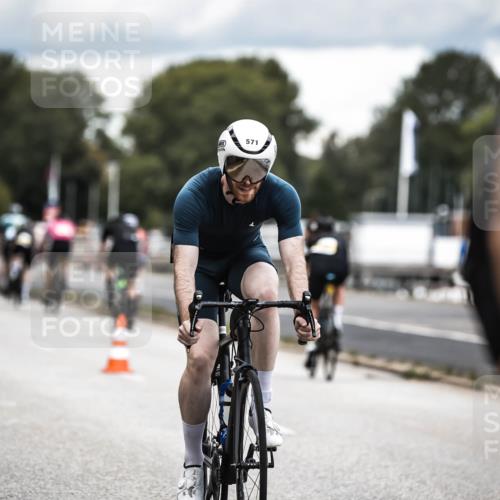 16.08.2026 - KN Förde Triathlon 2026 H.Heesch http://msf.ph/oto/9985715 16.08.2026 13:06:36 Radfahren 534, 545, 571 meine-sportfotos.de