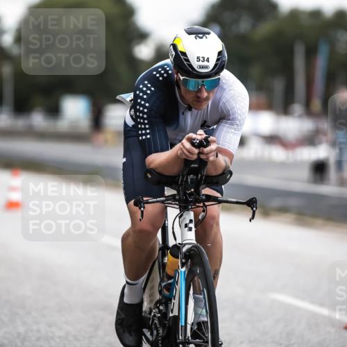 16.08.2026 - KN Förde Triathlon 2026 H.Heesch http://msf.ph/oto/9985734 16.08.2026 13:06:41 Radfahren 534, 720 meine-sportfotos.de