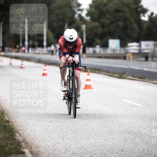 16.08.2026 - KN Förde Triathlon 2026 H.Heesch http://msf.ph/oto/9985743 16.08.2026 13:06:53 Radfahren 520, 583, 723 meine-sportfotos.de
