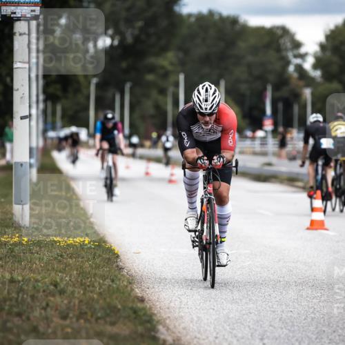 16.08.2026 - KN Förde Triathlon 2026 H.Heesch http://msf.ph/oto/9985775 16.08.2026 13:07:06 Radfahren 509, 543, 727 meine-sportfotos.de
