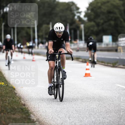 16.08.2026 - KN Förde Triathlon 2026 H.Heesch http://msf.ph/oto/9985820 16.08.2026 13:07:16 Radfahren 507, 704, 724, 740 meine-sportfotos.de