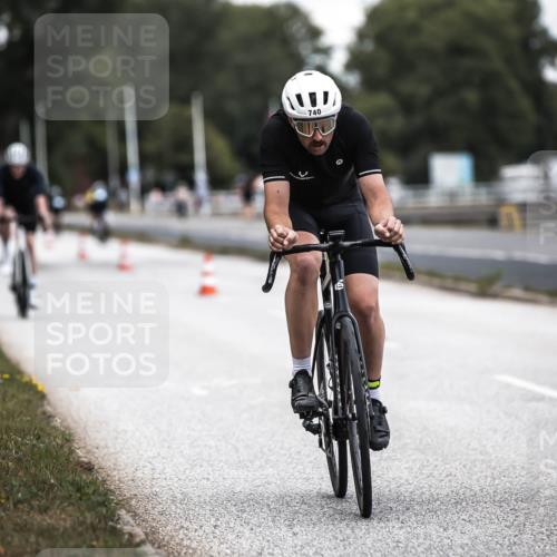 16.08.2026 - KN Förde Triathlon 2026 H.Heesch http://msf.ph/oto/9985828 16.08.2026 13:07:16 Radfahren 507, 704, 724, 740 meine-sportfotos.de