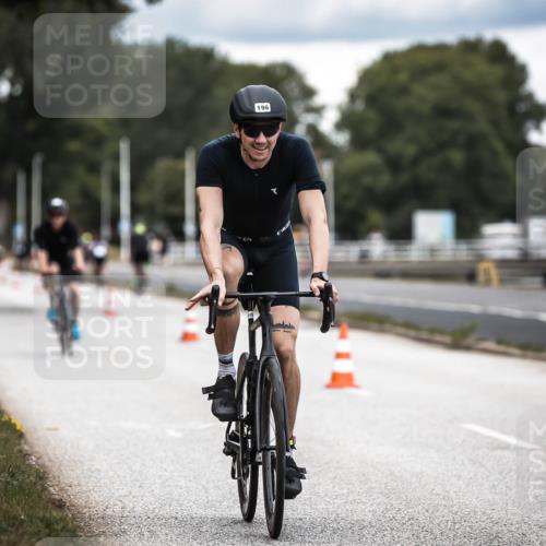 16.08.2026 - KN Förde Triathlon 2026 H.Heesch http://msf.ph/oto/9985872 16.08.2026 13:07:31 Radfahren 196, 511, 513, 540, 592, 605, 718, 735 meine-sportfotos.de