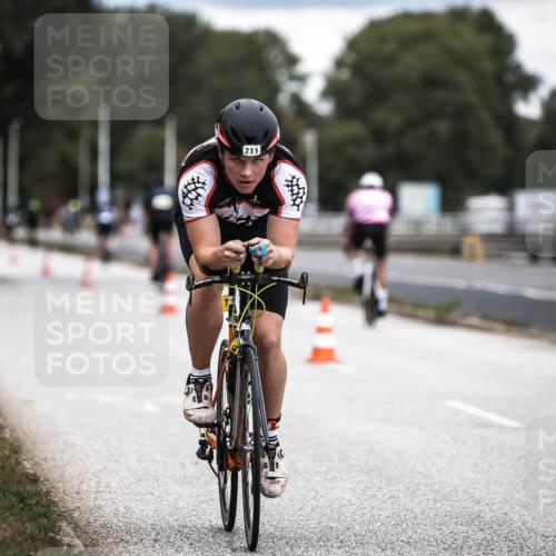 16.08.2026 - KN Förde Triathlon 2026 H.Heesch http://msf.ph/oto/9985911 16.08.2026 13:07:38 Radfahren 592, 711 meine-sportfotos.de