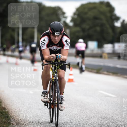 16.08.2026 - KN Förde Triathlon 2026 H.Heesch http://msf.ph/oto/9985912 16.08.2026 13:07:38 Radfahren 592, 711 meine-sportfotos.de
