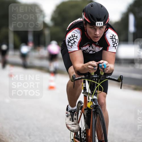 16.08.2026 - KN Förde Triathlon 2026 H.Heesch http://msf.ph/oto/9985923 16.08.2026 13:07:39 Radfahren 524, 592, 711 meine-sportfotos.de