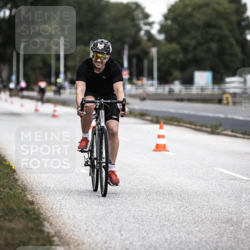 16.08.2026 - KN Förde Triathlon 2026 H.Heesch http://msf.ph/oto/9985984 16.08.2026 13:07:54 Radfahren 562, 594, 603 meine-sportfotos.de