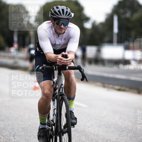 16.08.2026 - KN Förde Triathlon 2026 H.Heesch http://msf.ph/oto/9986020 16.08.2026 13:08:01 Radfahren 566, 579, 738 meine-sportfotos.de