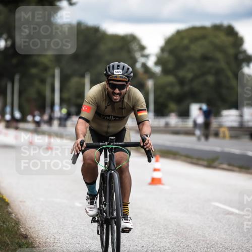 16.08.2026 - KN Förde Triathlon 2026 H.Heesch http://msf.ph/oto/9986052 16.08.2026 13:08:10 Radfahren 565, 710, 732 meine-sportfotos.de