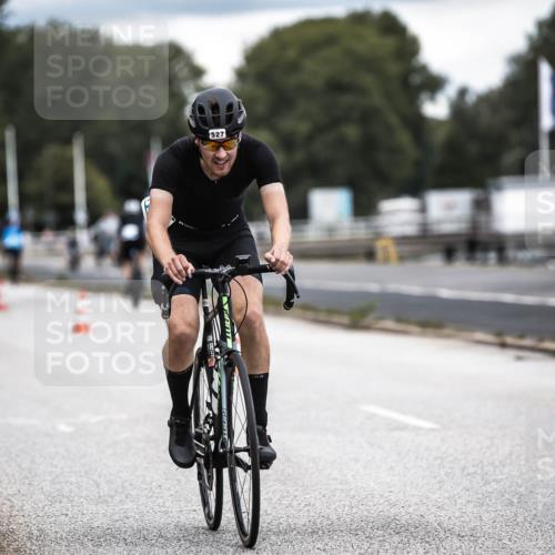 16.08.2026 - KN Förde Triathlon 2026 H.Heesch http://msf.ph/oto/9986124 16.08.2026 13:08:44 Radfahren 527, 576, 586, 598 meine-sportfotos.de