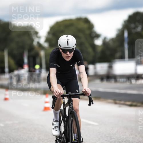 16.08.2026 - KN Förde Triathlon 2026 H.Heesch http://msf.ph/oto/9986170 16.08.2026 13:08:57 Radfahren 591, 600, 713, 714, 725 meine-sportfotos.de