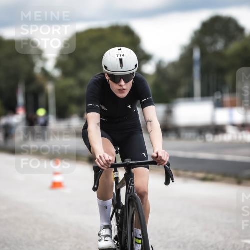 16.08.2026 - KN Förde Triathlon 2026 H.Heesch http://msf.ph/oto/9986173 16.08.2026 13:08:57 Radfahren 591, 600, 713, 714, 725 meine-sportfotos.de